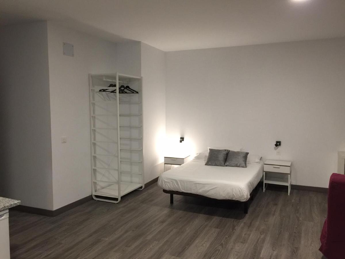 Room And Kitchen Bilbao Ngoại thất bức ảnh