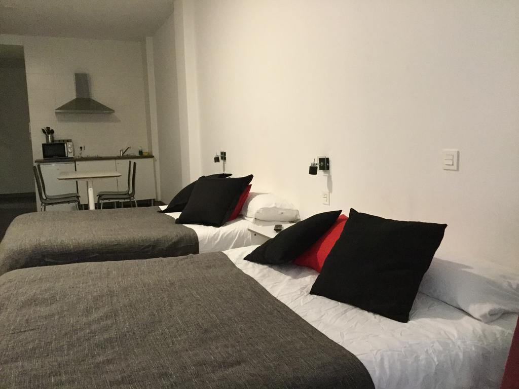 Room And Kitchen Bilbao Ngoại thất bức ảnh